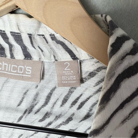 Chico’s Women’s Linen Blend Two Button Front Blazer Zebra Print Sheer size 2/12 - Picture 7 of 10
